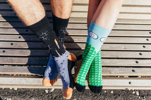 Socken Videospiele im Design "Grass Fields Forever"